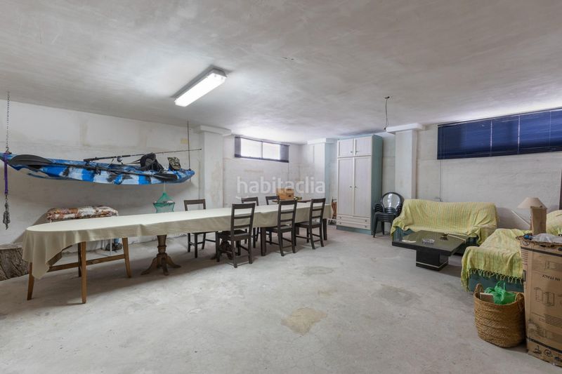 Foto f59fcdd9-e9c9-48bd-b195-88f065e02908. Casa adosada magnifica unifamiliar adosada de 4 plantas en loma linda con piscina comunitaria en Ogíjares