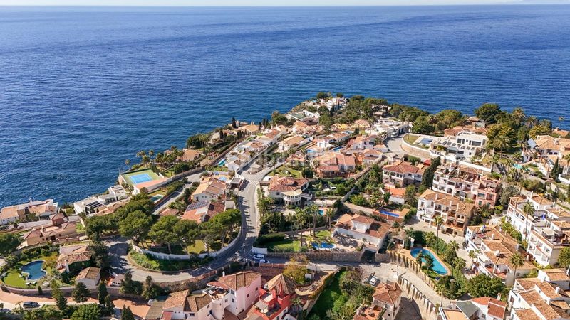 Foto 66cea548-8ccd-47fd-a74f-6d693973a231. Xalet amb aparcament piscina a Punta La Mona Almuñécar