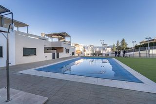 Semi detached house in San Francisco - El Chorrillo. Adosado en las gabias