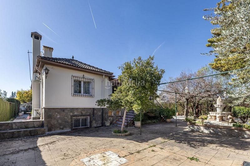 Foto dc2c05a6-2655-48e0-ac85-aec7fec3f062. Chalet  con parcela urbanizable en Atarfe