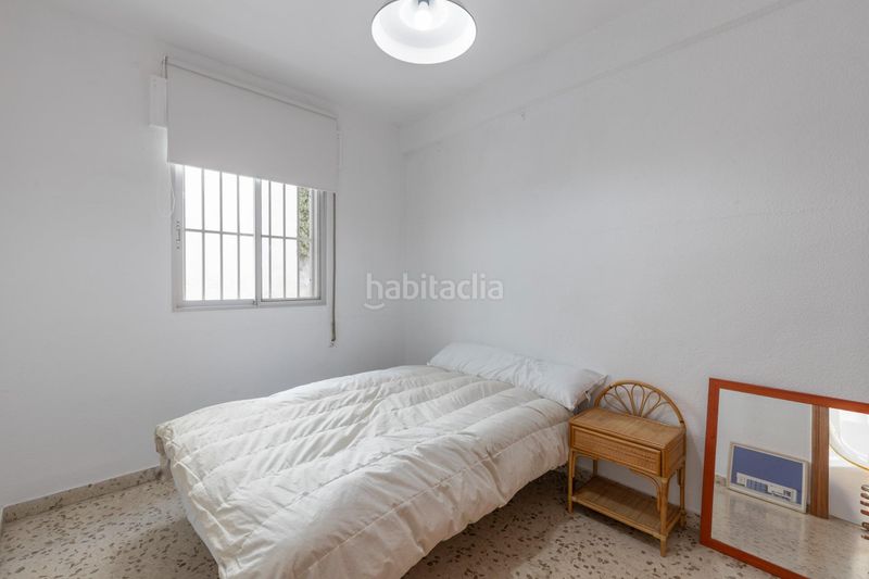 Foto e16afd84-ae90-4890-b948-da15a66b6d0d. Pis a calle de la cochera 1 a Centro Salobreña