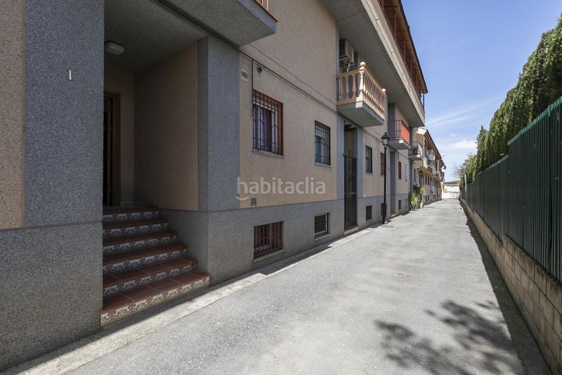 Foto f823a632-1371-4d88-8a9d-8d30f2bcc89d. Dúplex amb aparcament a Ogíjares