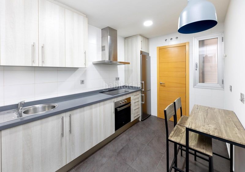 Foto dcc5422c-32dc-48a9-aedf-9553b3bfac36. Pis amb aparcament piscina a Carretera de Granada-La Alcazaba Alhendín