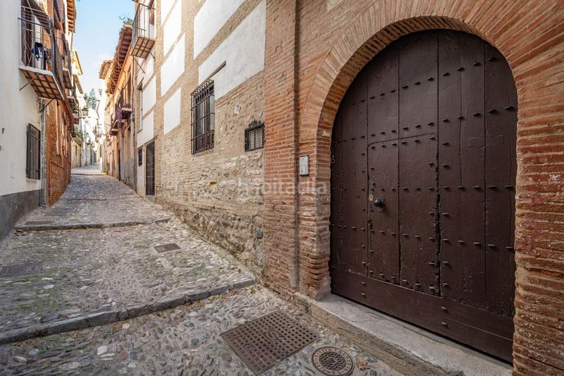 Foto 23b41a8b-bc8c-4f5f-8602-99ef04613e2a. Edificio en calle calle gumiel de san pedro 4 edificio morisco del siglo xvi en el paseo de los tristes con vistas a la alhambra en Granada