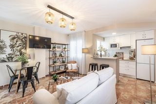 Rent Flat  Calle aben humeya. Piso reformado junto san antón