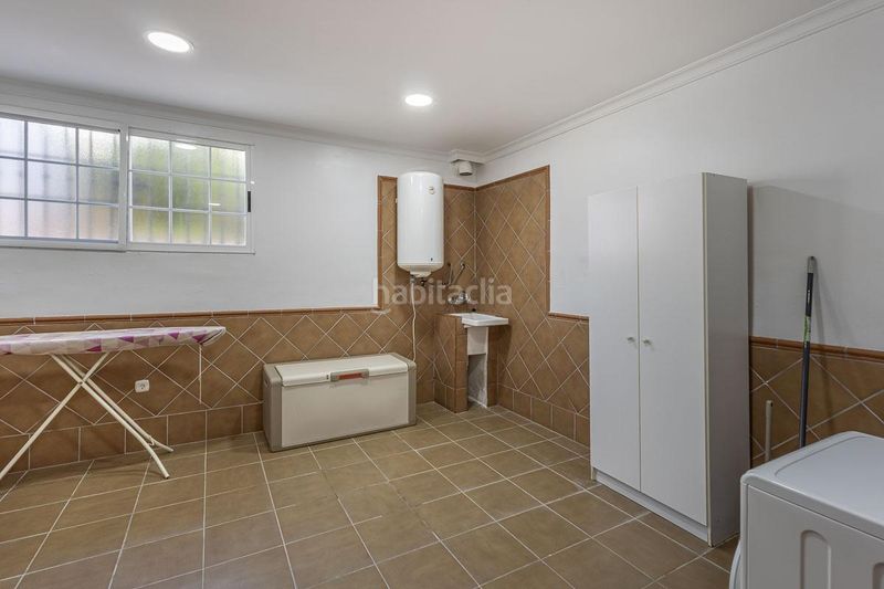 Foto e5dbcc09-b626-46a8-a36a-cf02f6ad3419. Xalet amb calefacció aparcament piscina a Ítrabo
