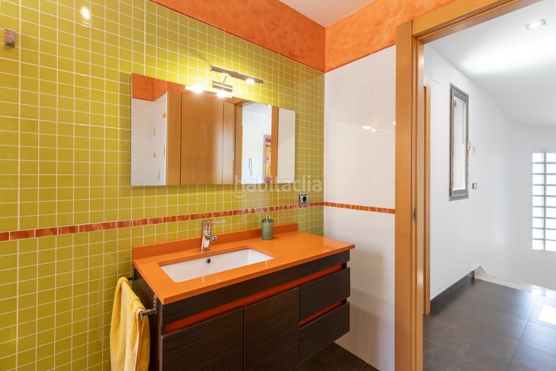 Foto bedd51c4-5da3-4d6d-a436-831fe4a93ba5. Casa amb calefacció aparcament piscina a Alfacar