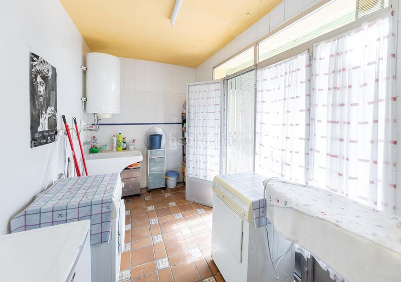Foto a563007b-8ff1-453a-9bd9-a74089d13be8. Xalet amb calefacció aparcament piscina a Alfacar