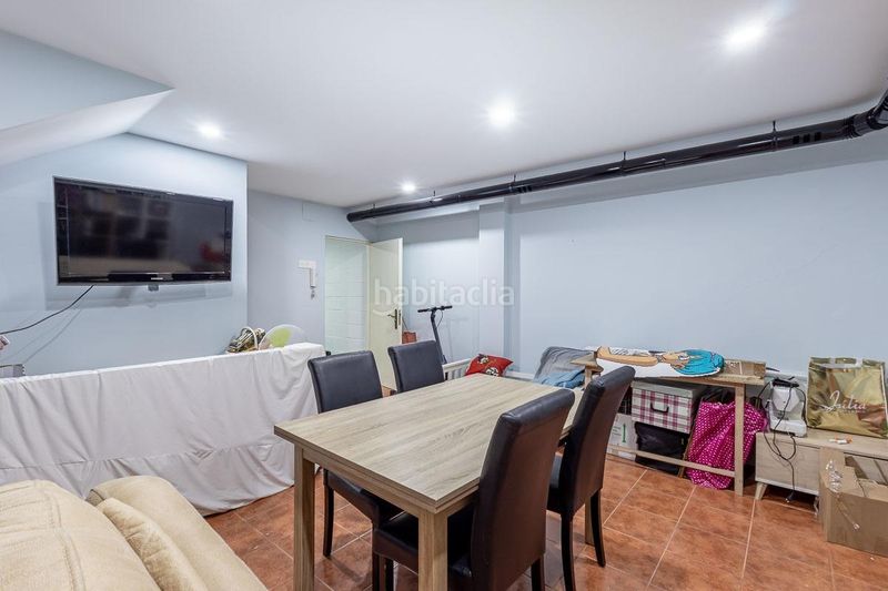 Foto 3d240a8b-e3e3-4204-944e-e4de4a98e7a5. Casa adossada amb calefacció aparcament a Gójar