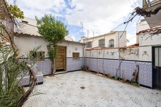 Reihenhaus in Calle pozo (cer) 6. Casa en cerrillo maracena. para reformar.