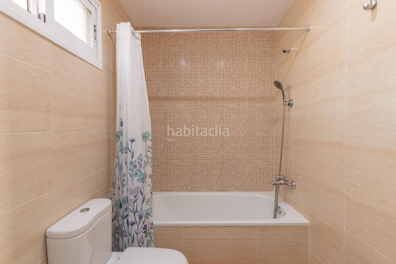 Foto ca9f3836-a8bd-4c37-b8c0-5a5bc64e274c. Casa adossada amb calefacció aparcament a Poniente Armilla