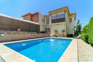 Chalet  Brisa (c.del aire i). Tu oasis privado de lujo en cortijo del aire piscina, espacio y