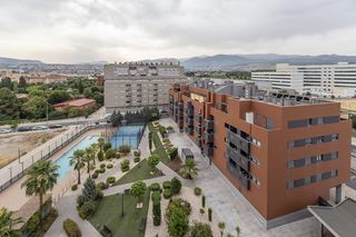 Affitto Attico in Campus de la Salud. Ático en alquiler en urbanización