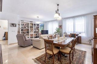 Location Appartement  Calle acera del darro. Vive en el corazón de granada