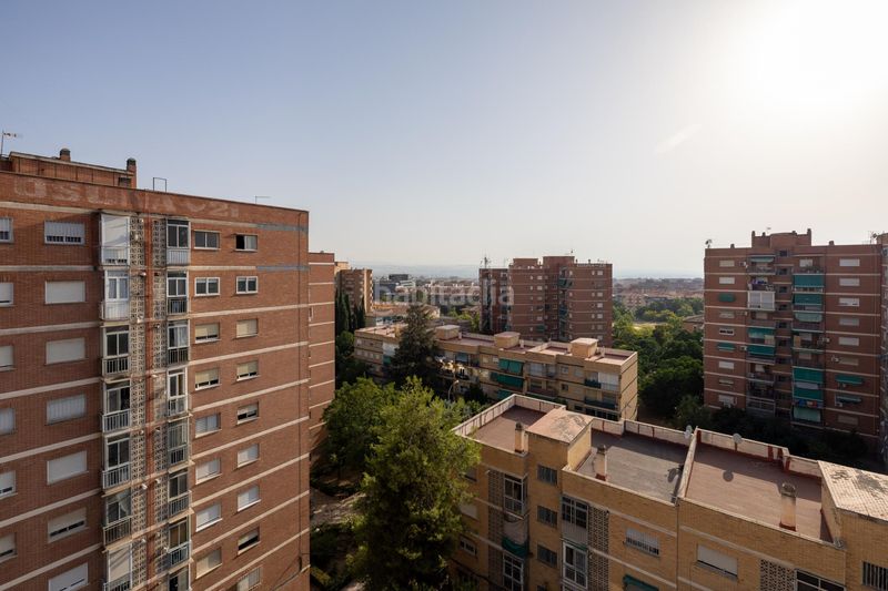 Foto 211b50b3-0629-45eb-9d4f-5a64cc6a48bd. Apartamento precioso piso en luz casanova en Cartuja Granada