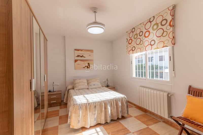 Foto 6ba60ffa-c352-4f74-b5dc-05c0da62fbfe. Casa amb calefacció aparcament a Loja