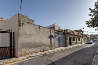 Residential Plot  Calle del perú. Solar en venta en albolote