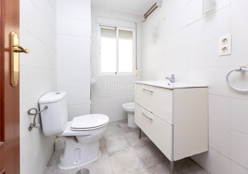 Foto 214287f3-96dd-4abd-9f4f-0b4bd3a36ac2. Piso tu nueva inversión te espera en Camino de Ronda! exterior! vistas a Camino de Ronda! en Granada