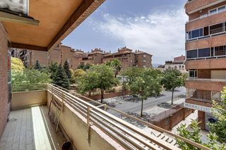 Pis a San Francisco Javier. Amplio piso junto a plaza de toros