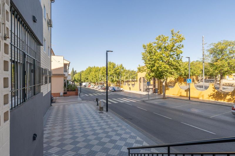 Foto 3910dd0f-6450-487a-b0ba-52d0b7b3b213. Piso en calle blasco ibañez 20 piso de 3 dormitorios con piscina comunitaria en Maracena