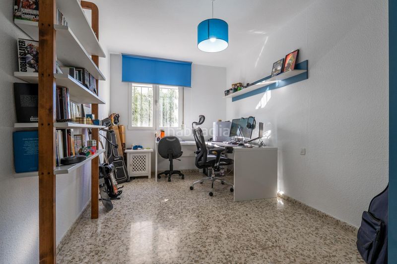 Foto baf50356-1cef-41fb-afaa-d8db14fb30dd. Piso en calle blasco ibañez 20 piso de 3 dormitorios con piscina comunitaria en Maracena