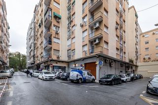 Affitto Appartamento in Calle doctor jimenez diaz 1. Piso junto a avda constitución