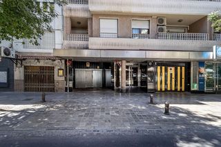 Car parking in Fígares