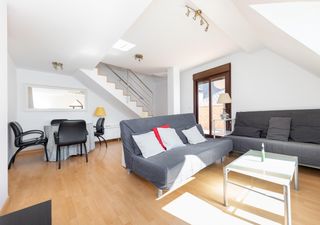 Appartamento  Avenida madrid. Ático dúplex en el barrio de monachil.
