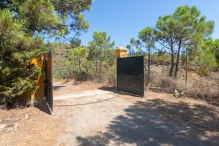 Terreno residenziale in Altos de Estepona. Parcela en los reales, estepona