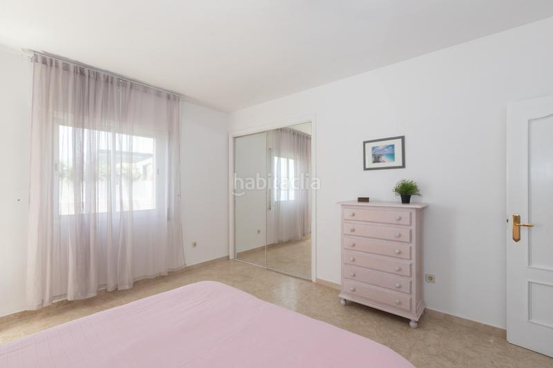 Foto 23c095f2-6a81-4480-8255-1abe1a0d7b79. Piso amplio apartamento con vistas al mar en marina bay playa del cristo, zona Seghers en Estepona