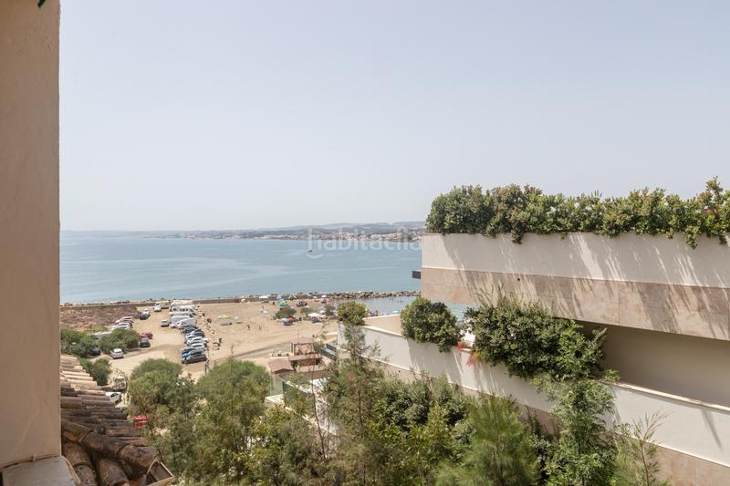Foto cb3d3ce5-bfbc-4371-9f5d-8feee8efccad. Piso amplio apartamento con vistas al mar en marina bay playa del cristo, zona Seghers en Estepona
