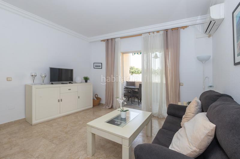 Foto eee439bd-b6ea-47e9-8348-e89d222e3185. Piso amplio apartamento con vistas al mar en marina bay playa del cristo, zona Seghers en Estepona