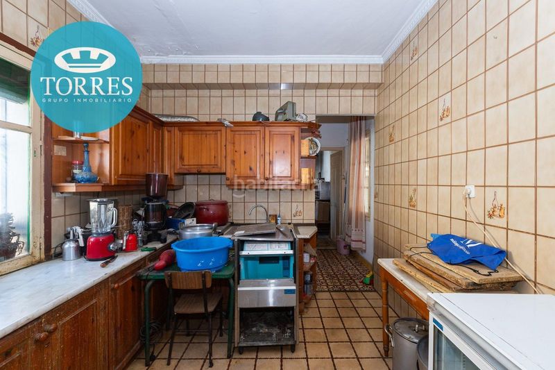 Foto 1bf786fa-04a0-4df6-9a1a-4e721eb60753. Edificio  en ciudad jardín en Barrio de Ciudad Jardín Málaga