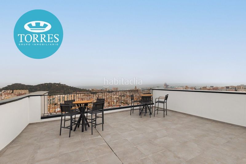 Foto 28ff22be-12f3-4893-9ab0-60e0dc4c25ab. Lloguer apartament a paseo martiricos 30 a Martiricos - La Roca - La Rosaleda Málaga