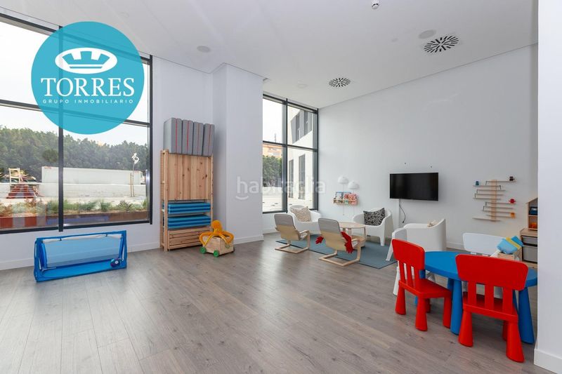 Foto 712e7e50-4016-41d2-b0d7-af49ecdf7600. Lloguer apartament a paseo martiricos 30 a Martiricos - La Roca - La Rosaleda Málaga