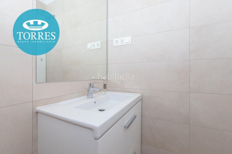 Foto 809265b8-5b02-45ac-a600-e613c9dcf9b7. Lloguer apartament a paseo martiricos 30 a Martiricos - La Roca - La Rosaleda Málaga