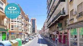 Aparcament cotxe a Perchel Norte. Garaje en zona mármoles
