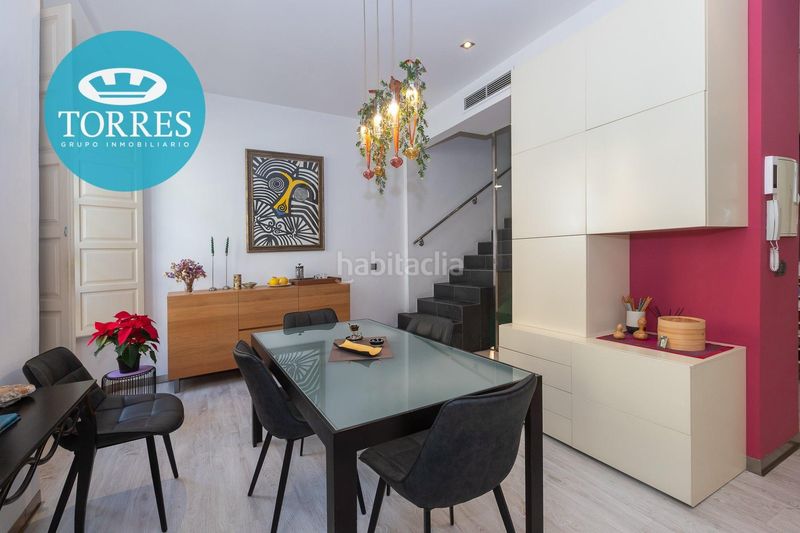 Foto fd0a0737-d1c8-45ee-949f-113553cb19dc. Edificio  en venta en la zona La Merced en Málaga