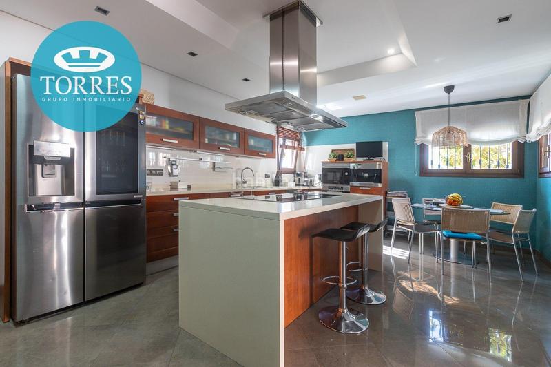 Foto 1e2697a5-ac44-44b0-bb10-0690b384aab5. Xalet amb calefacció aparcament piscina a Pinares de San Antón Málaga