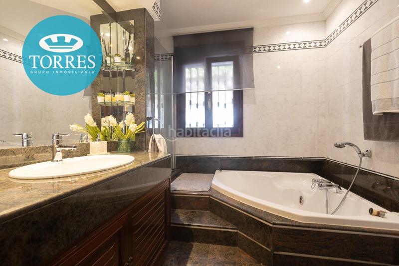 Foto a93f378d-1f3d-4df3-9655-1f38d5f39003. Xalet amb calefacció aparcament piscina a Pinares de San Antón Málaga