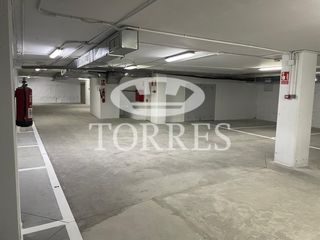 Car parking in Perchel Sur - Plaza de Toros Vieja. Venta de garajes en perchel sur
