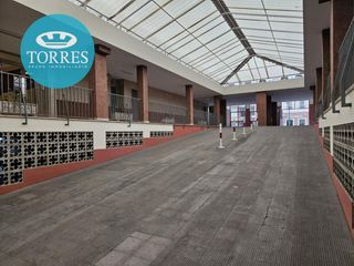 Car parking  Calle salitre. Garaje en perchel sur