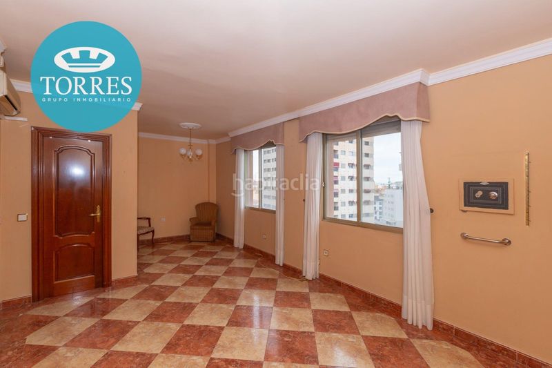 Foto 90bdce2d-f4a0-406b-bd5c-0c3ac570c521. Piso  en avenida andalucía en Carranque - Haza Cuevas Málaga