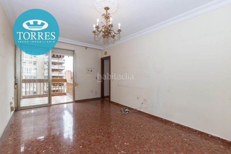 Foto e755f4e9-b5bd-4a1f-9990-05b5a204e909. Piso  en avenida andalucía en Carranque - Haza Cuevas Málaga