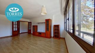 Appartement en La Trinidad. Piso en calle san quintn
