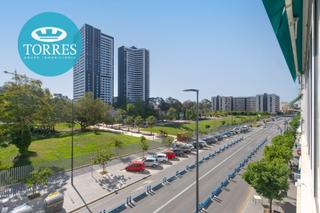 Appartement  Avenida doctor maran. Piso en zona martiricos