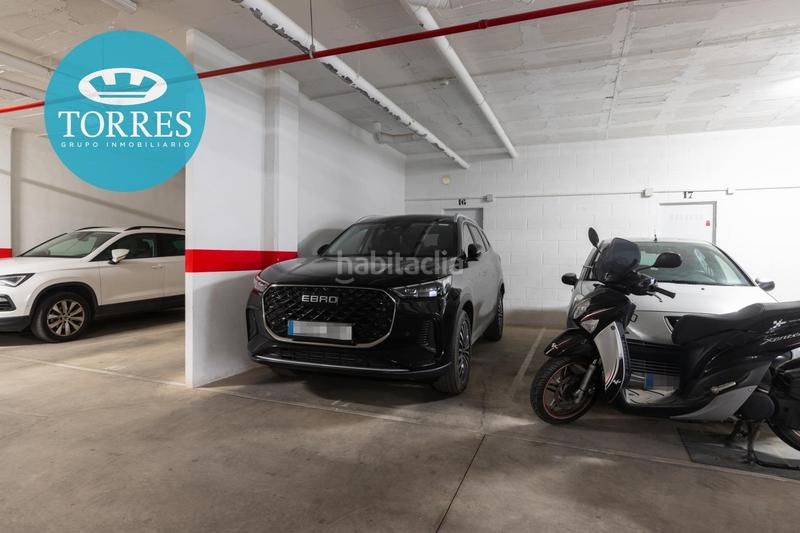 Foto d85a50d4-5af4-4c07-9960-494727e12675. Planta baixa amb calefacció aparcament piscina a Málaga