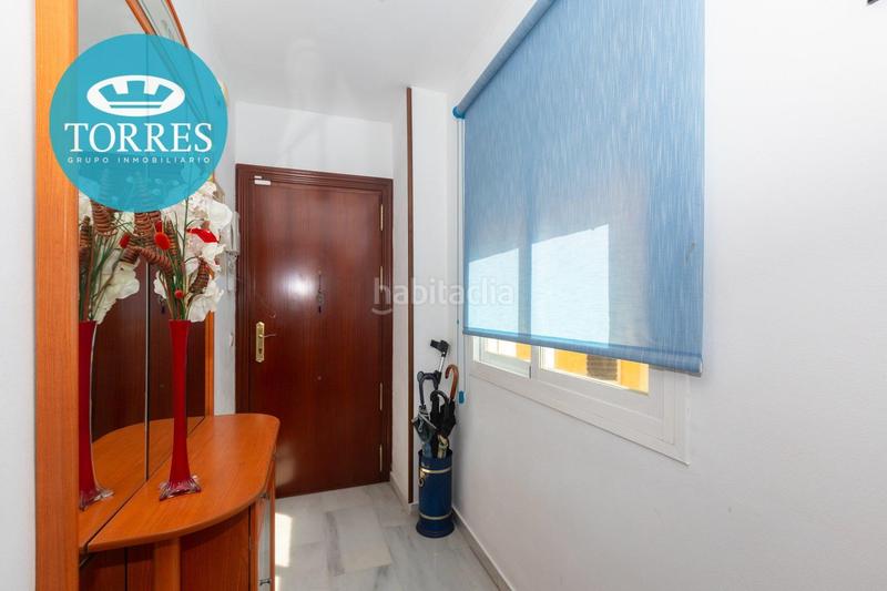 Foto 5b85731c-d328-4738-a4e0-46560c93c109. Piso  en zona mármoles en Carranque - Haza Cuevas Málaga