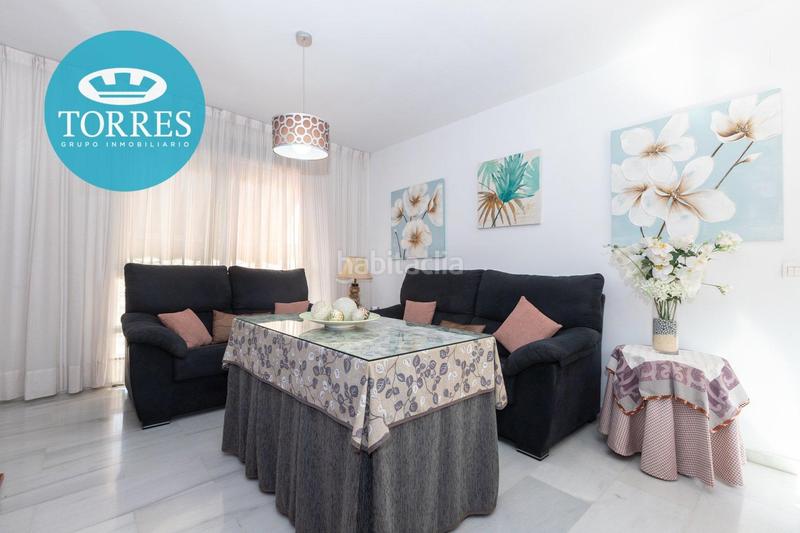 Foto 6f5e7bbf-0794-459a-b5a9-d842492fe64a. Piso  en zona mármoles en Carranque - Haza Cuevas Málaga