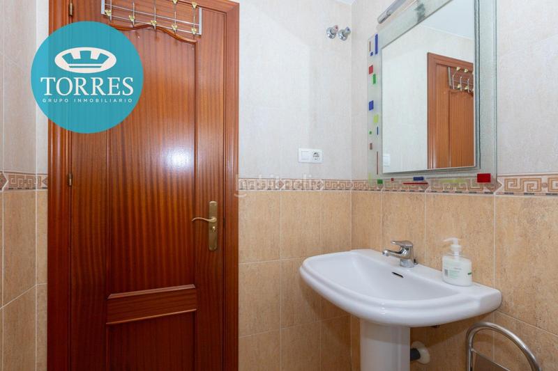 Foto 9289a380-1785-430b-b8c8-ded4e60583b0. Piso  en zona mármoles en Carranque - Haza Cuevas Málaga